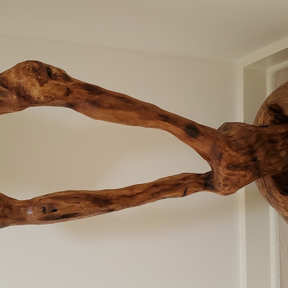 Amazing Al One Piece Wood Carved Sculpture - Picture 9 of 10